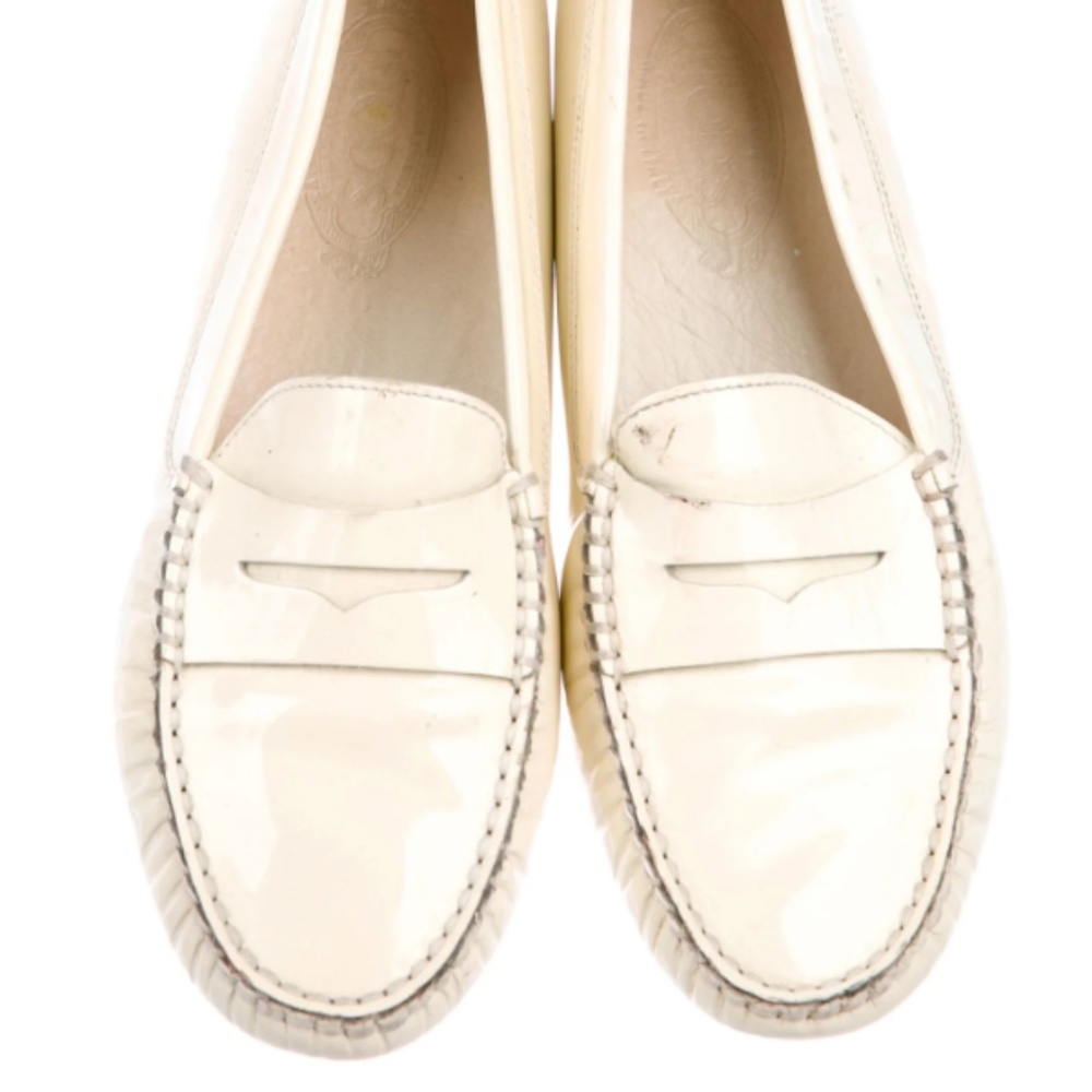 TOD'S Patent Leather Round-Toe flats